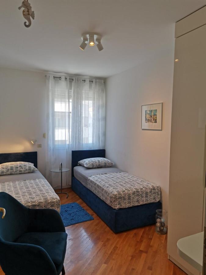 1 Apartmant & 1 Delux Room With Bathroom Дубровник Экстерьер фото
