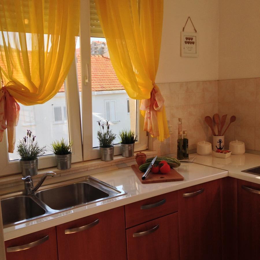 1 Apartmant & 1 Delux Room With Bathroom Дубровник Экстерьер фото